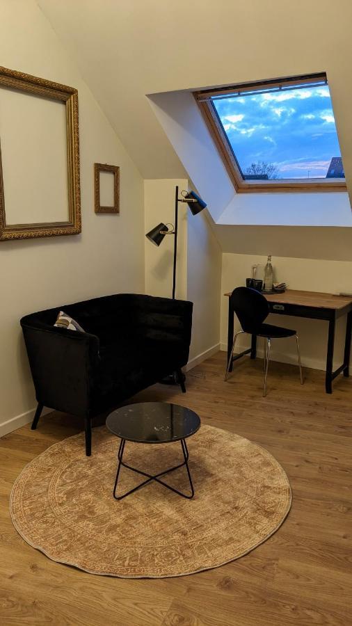 Le 14 Faubourg Bed & Breakfast Бон Екстериор снимка